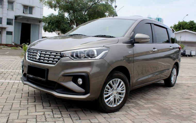 Suzuki Ertiga GX AT 2018 Abu-abu