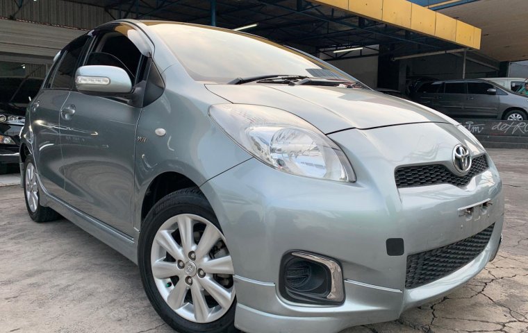 Toyota Yaris E 2012 At