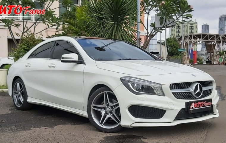 Mercedes-Benz CLA 200 AMG 2016