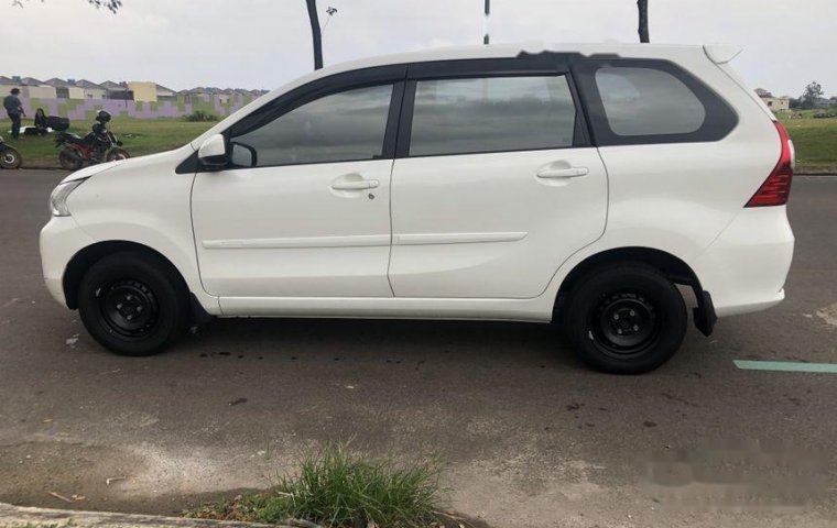 Banten, Daihatsu Xenia R 2017 kondisi terawat