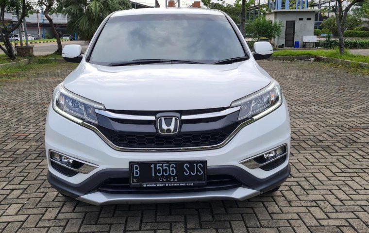 Honda CR-V 2.0 AT 2017 White On Beige Siap Pakai Terawat TDP Paket 30Jt