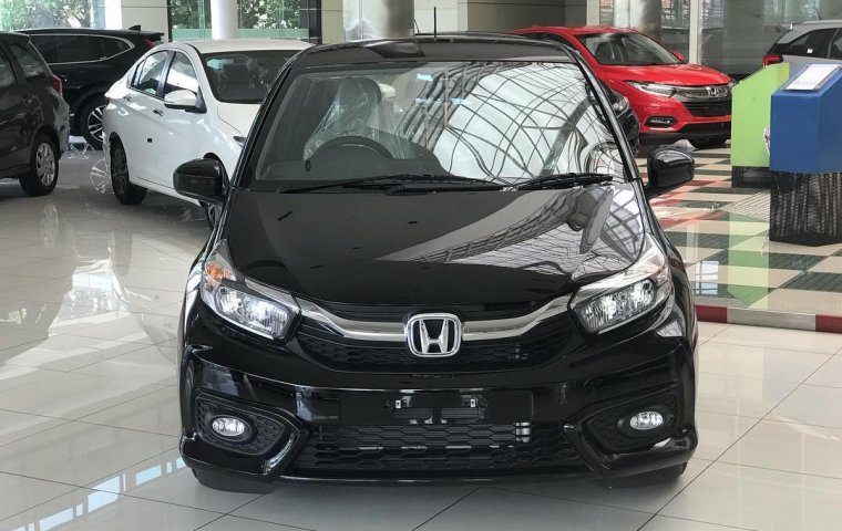 HARGA MOBIL HONDA BRIO CIAMIS, PROMO MOBIL HONDA BRIO CIAMIS, KREDIT MOBIL HONDA BRIO CIAMIS