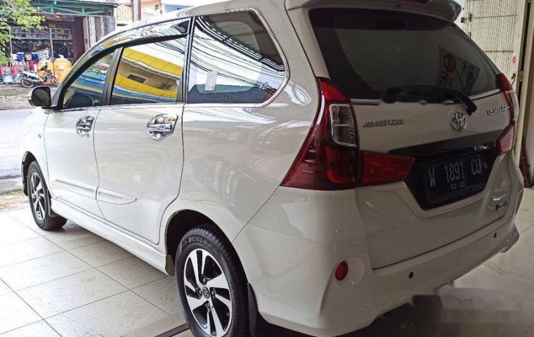 Jual mobil Toyota Avanza Veloz 2017 bekas, Jawa Timur