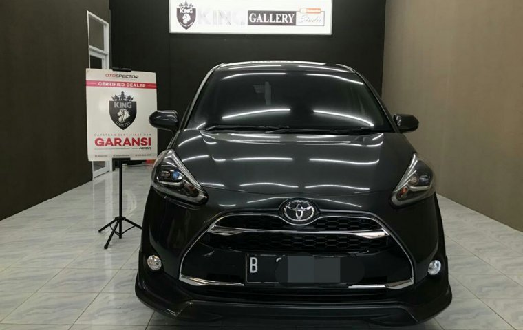 Toyota Sienta Q CVT 2018