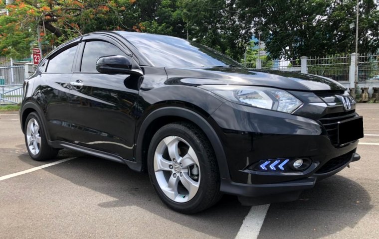 Honda HR-V E 2015 Hitam