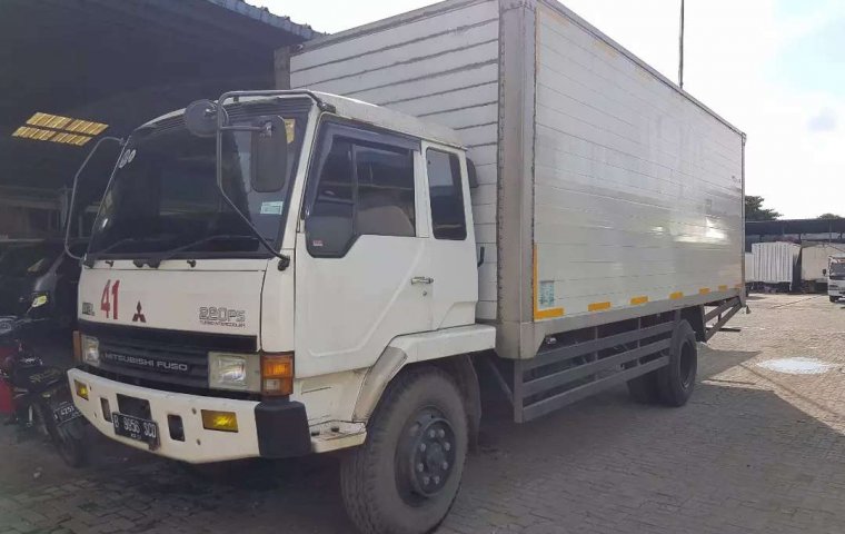 Rental sewa bok 7mtr mitsubishi fuso engkel FM517HL box besi alumunium hino isuzu