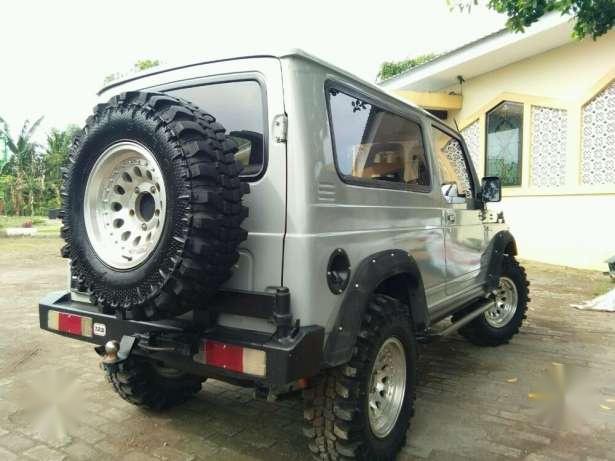 Suzuki Jimny Katana Long Tahun 1990