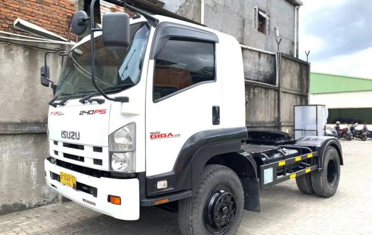 MURAH+BanBARU, Isuzu Giga Engkel FVR34PTH Tractor Head Trailer 2018