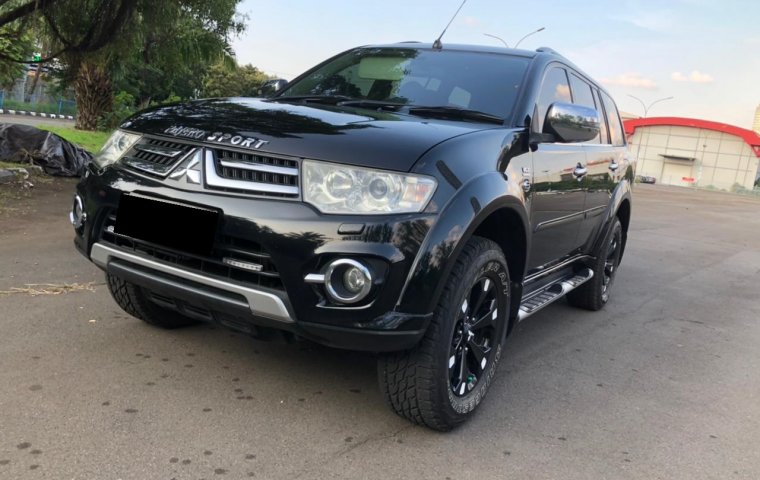 Mitsubishi Pajero Sport Dakar 4x2 AT 2014 Hitam