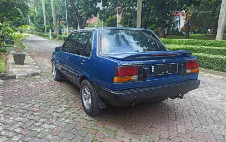 Dijual Toyota Corolla SE Limited 1985 akhir, Biru tua, Pajak on