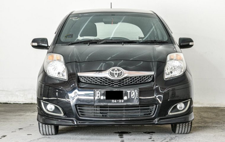 Toyota Yaris S 2012 Hatchback