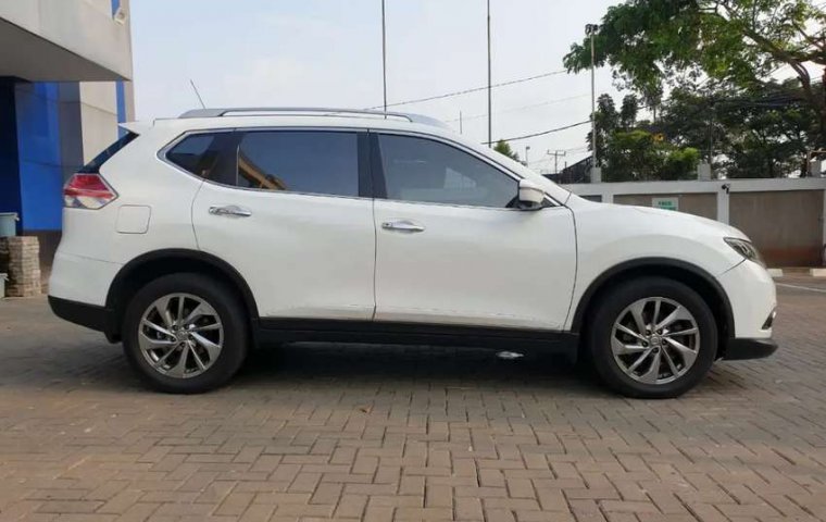 Jual mobil bekas murah Nissan X-Trail 2 2015 di Banten