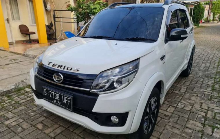 Jual mobil bekas murah Daihatsu Terios R 2017 di DKI Jakarta