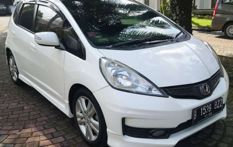 Mobil Honda Jazz 2012 RS dijual, Jawa Tengah