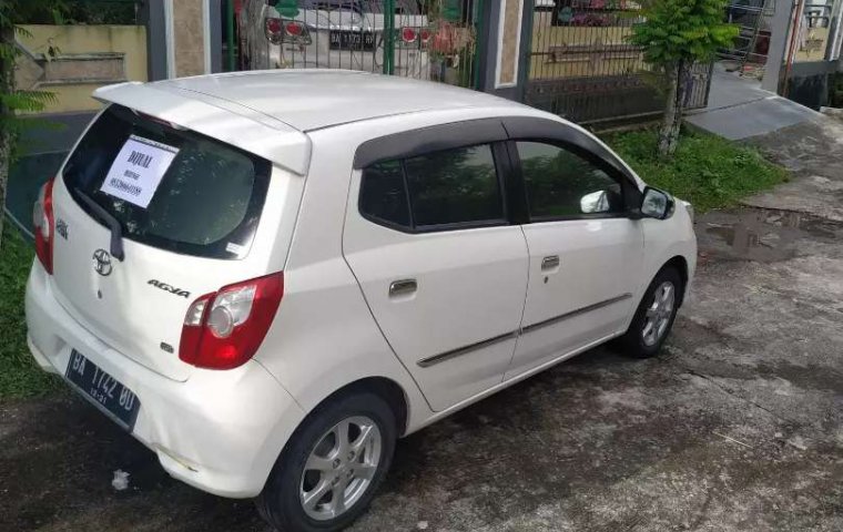 Dijual mobil bekas Toyota Agya , Sumatra Barat 