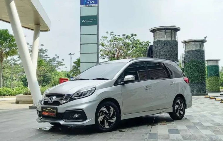 Jual mobil bekas murah Honda Mobilio RS 2015 di DKI Jakarta