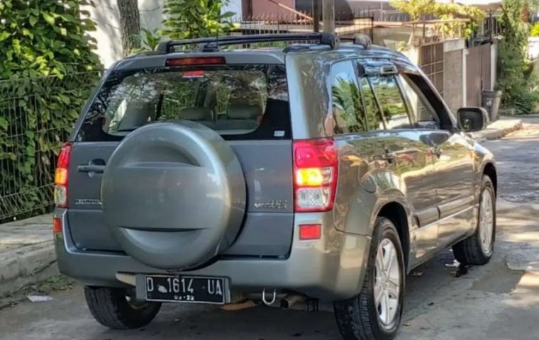 Mobil Suzuki Grand Vitara 2007 JLX terbaik di Jawa Barat