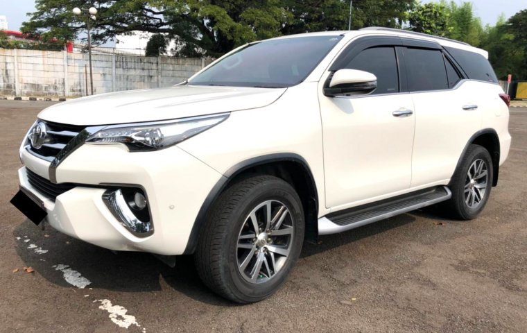 Toyota Fortuner VRZ 2018 Putih