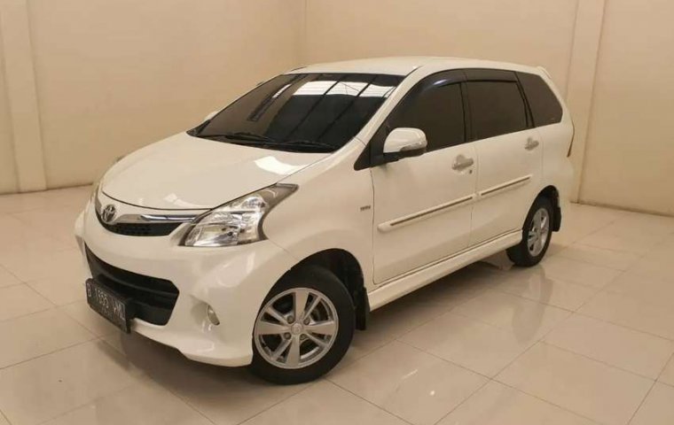 Banten, Toyota Avanza Veloz 2012 kondisi terawat