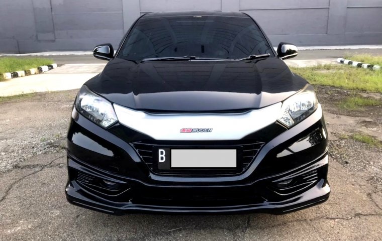 Honda HR-V 1.5L E CVT 2016 Hitam