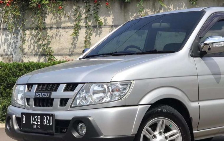 Jual mobil Isuzu Panther LM 2012 bekas, Jawa Barat