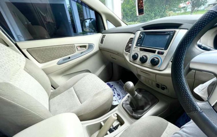 Jual mobil bekas murah Toyota Kijang Innova G Luxury 2012 di Jambi