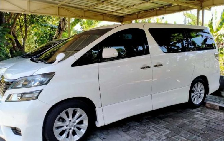 Mobil Toyota Vellfire 2021 Z dijual, Jawa Timur