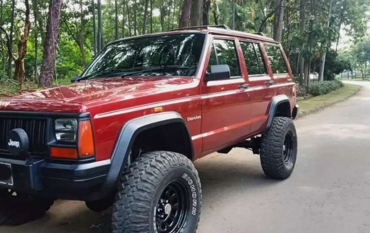 Jual Jeep Cherokee 1995 harga murah di DKI Jakarta