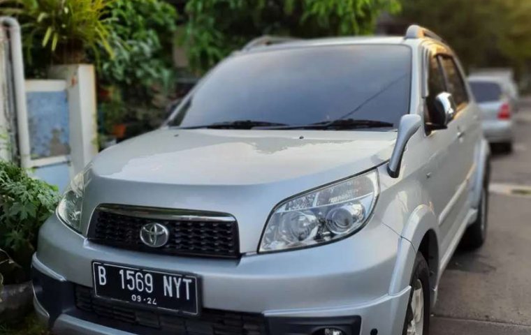 DKI Jakarta, Toyota Rush S 2014 kondisi terawat