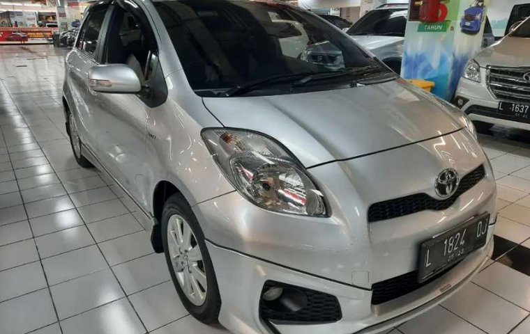 Jual mobil bekas murah Toyota Yaris 2013 di Jawa Timur