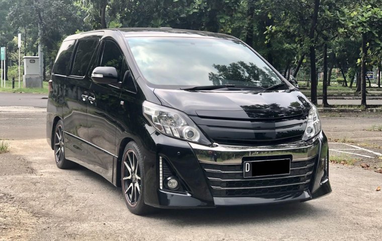 Toyota Alphard 2.5 GS A/T 2013 Hitam