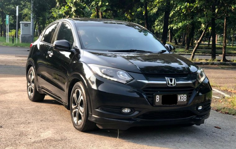 Honda HR-V 1.8L Prestige 2015 Hitam