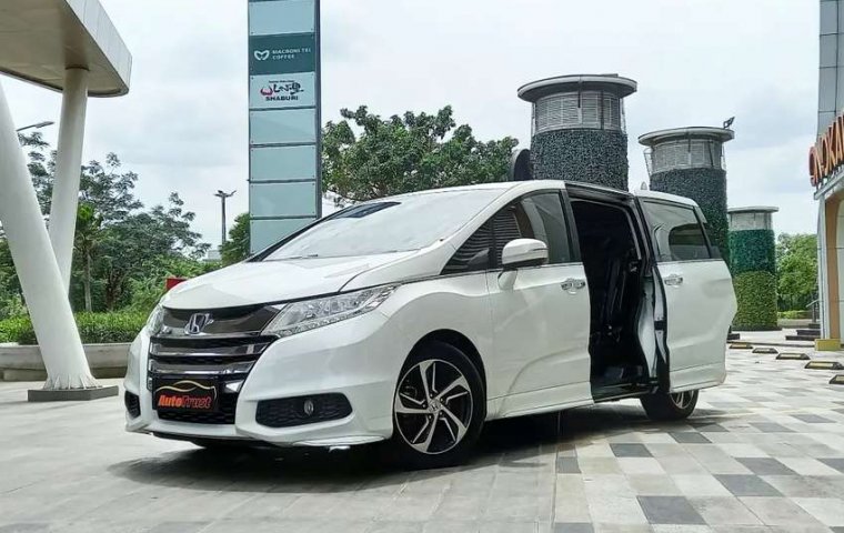 Mobil Honda Odyssey 2015 2.4 terbaik di DKI Jakarta