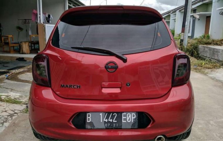 Mobil Nissan March 2016 dijual, Banten