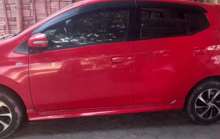 Mobil Daihatsu Ayla 2017 R dijual, Jawa Timur