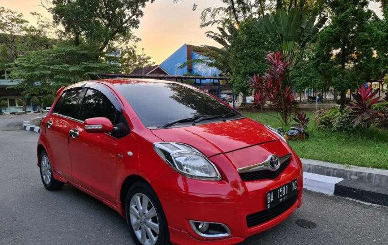 Jual Toyota Yaris E 2010 harga murah di Sumatra Barat