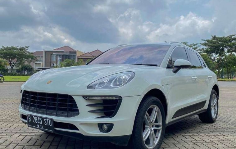 Mobil Porsche Macan 2015 PDK dijual, Banten