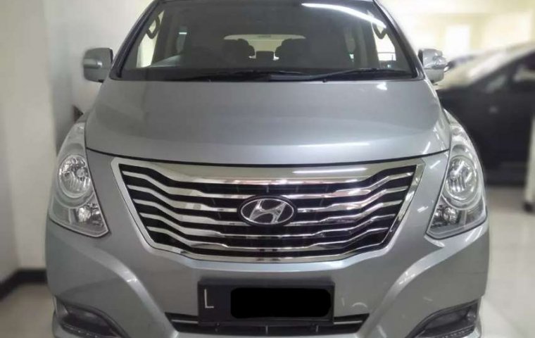 Mobil Hyundai H-1 2015 XG terbaik di Jawa Timur