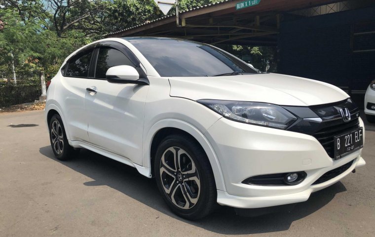 Honda HR-V Prestige Putih