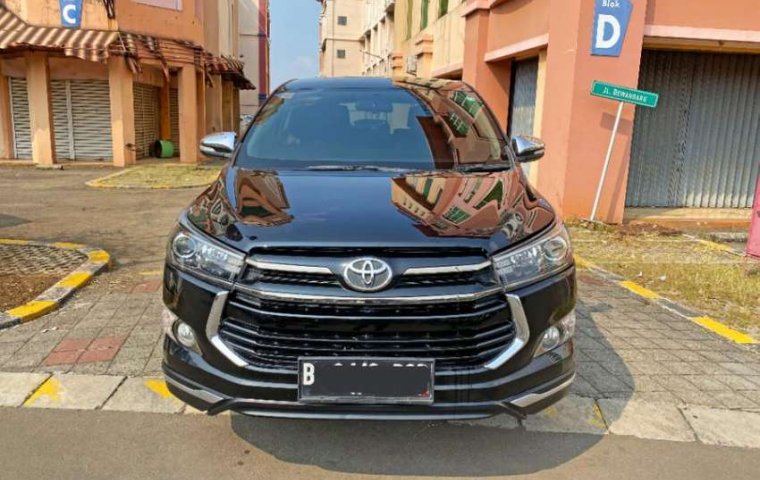 Mobil Toyota Venturer 2017 dijual, DKI Jakarta