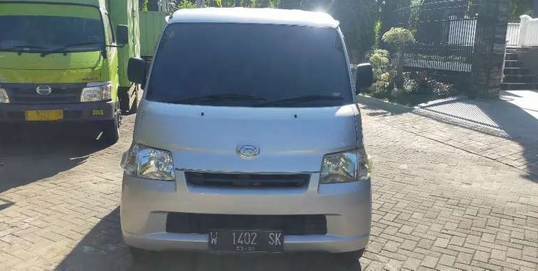 Jual Daihatsu Gran Max AC 2012 harga murah di Jawa Timur