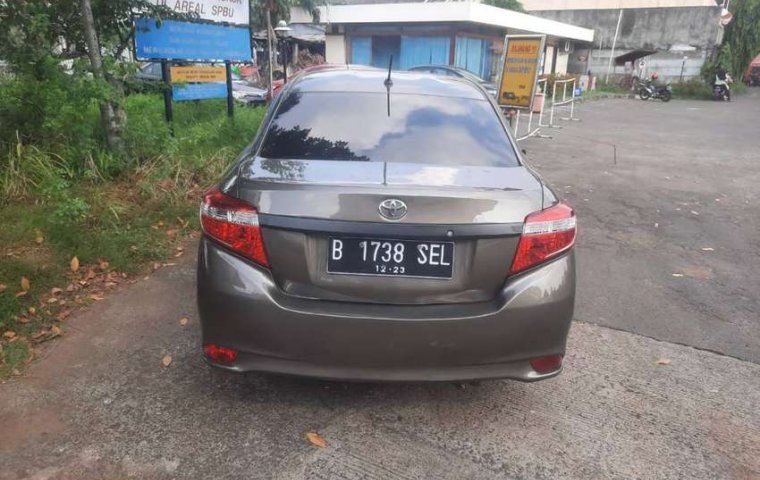 Mobil Toyota Vios 2013 terbaik di DKI Jakarta