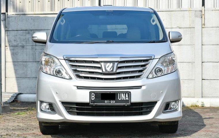 Toyota Alphard Q 2012 SUV