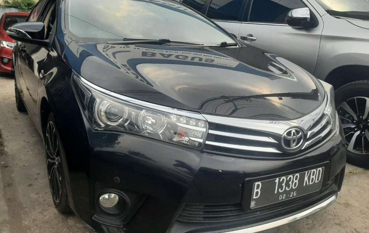 Toyota Corolla Altis 2014 Hitam