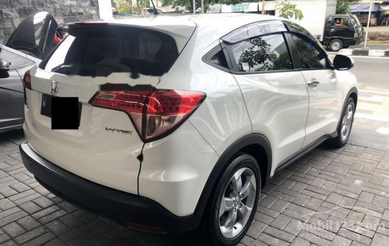 Jual mobil Honda HR-V E 2017 bekas, Jawa Timur