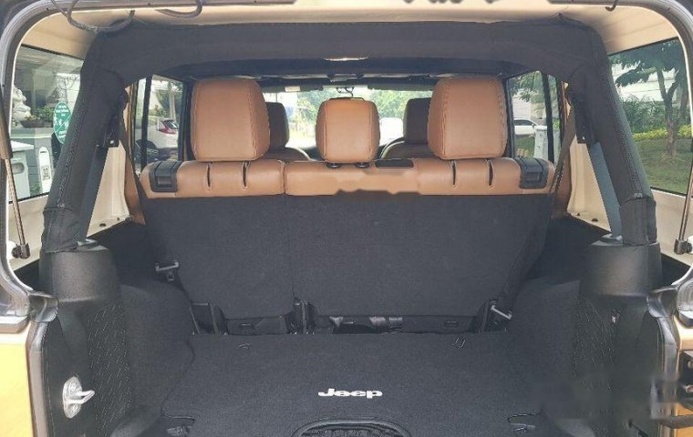 Jeep Wrangler 2015 Banten dijual dengan harga termurah
