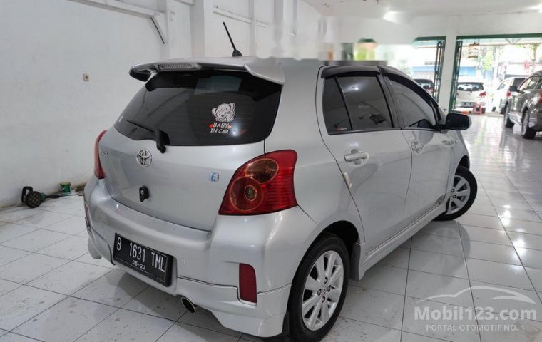 Dijual mobil bekas Toyota Yaris E, DKI Jakarta 