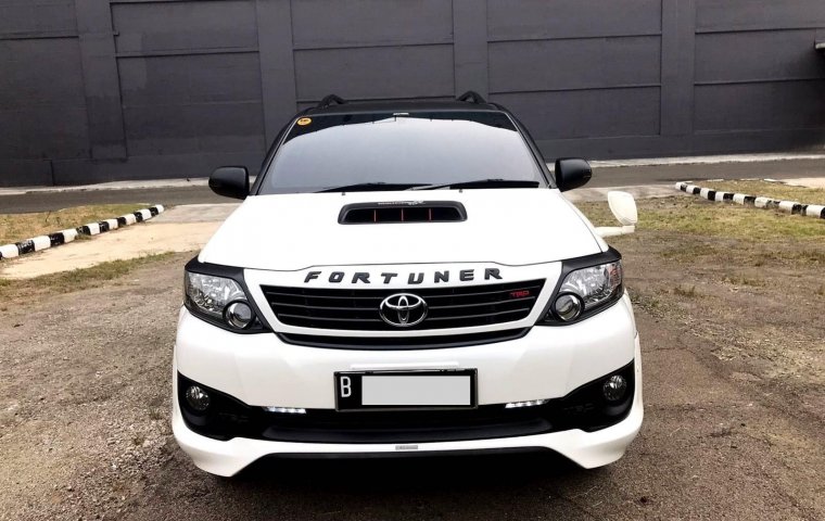 Toyota Fortuner G VNT TRD AT 2014 Putih