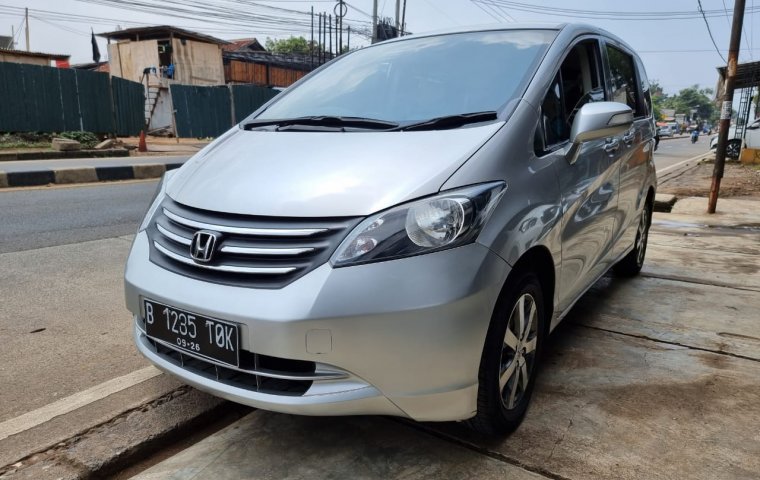 Honda Freed E PSD 2011 A/T