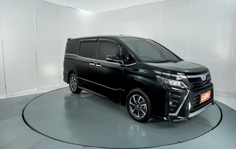 Toyota Voxy 2.0 AT 2018 Hitam